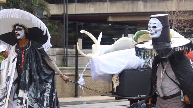 MYSTERY RAIDERS....BURROKEETS of the APOCALYPSE 2017 смотреть онлайн