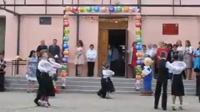 последний звонок в школе №2 Феодосии смотреть онлайн