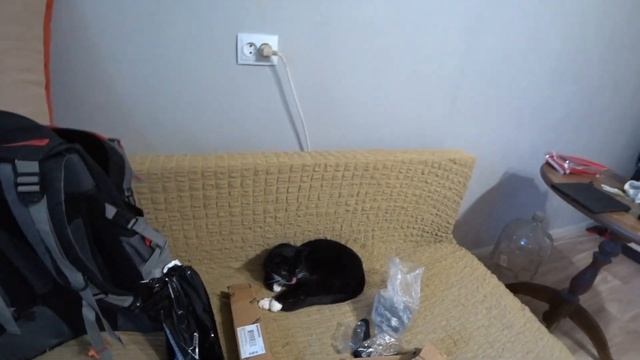 Опять щебёночник, распаковочки, пивасик, А бар, две кобры, сербский нож и пятничная туса. смотреть онлайн