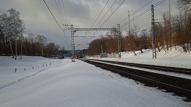 Электропоезд ЭГ2ТВ-004 "Иволга" от станции Стрешнево смотреть онлайн