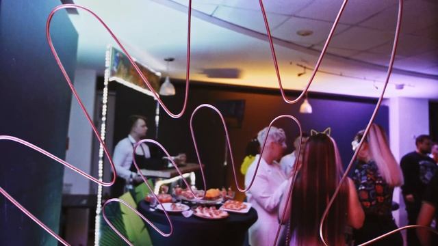 K-HOLDING NEON PARTY 2023 смотреть онлайн