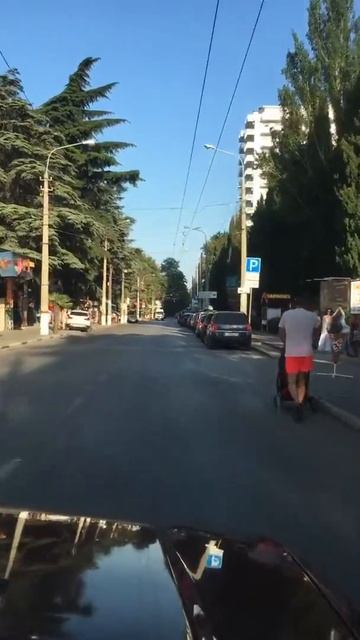 Алушта,дорога на набережную. смотреть онлайн