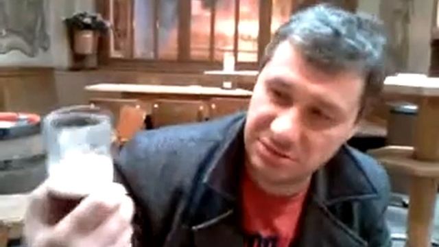 главная пивная в Дюссельдорфе смотреть онлайн