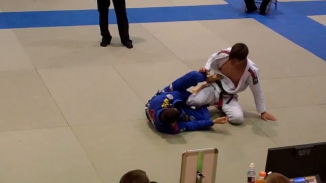 caio terra vs another black belt at az state championships6-26-11 смотреть онлайн