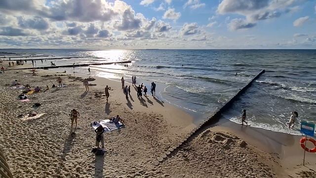 БАЛТИЙСКИЙ УГОРЬ НА ПЛЯЖЕ!/ МОЯ РОССИЯ/ СЕРГИЙ АЛИЕВ смотреть онлайн