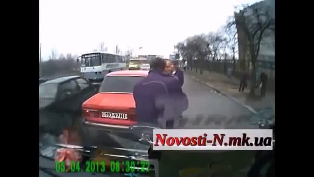 Лучшие Драки во Дворе! Хит года! Премьера на YouTube
. смотреть онлайн