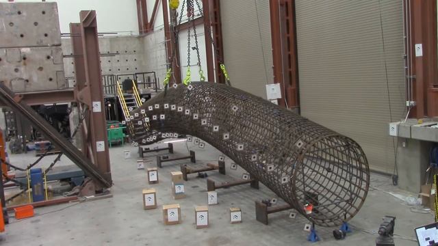 UNR Rebar Cage Full-Scale Testing - Cage 3 (Spiral, U-Bolt, No Internal Stiffening Elements), S3, V смотреть онлайн