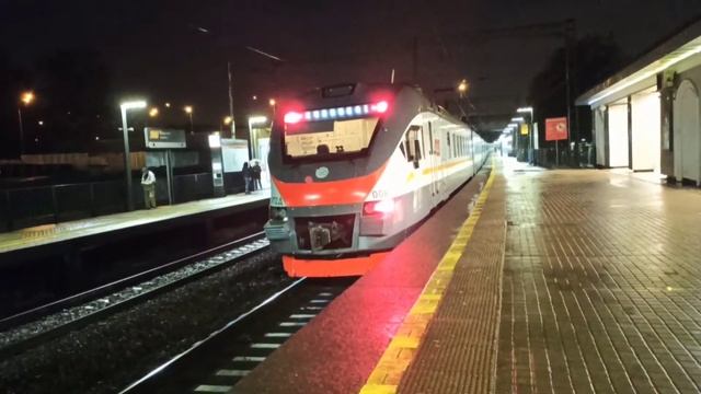 Подборка проезд поездов МЦД-1|Магистральный тепловоз|ЭГ2Тв Иволга|ЭД4М|ЭП2д|ЭШ-2 KISS RUS STADLER смотреть онлайн