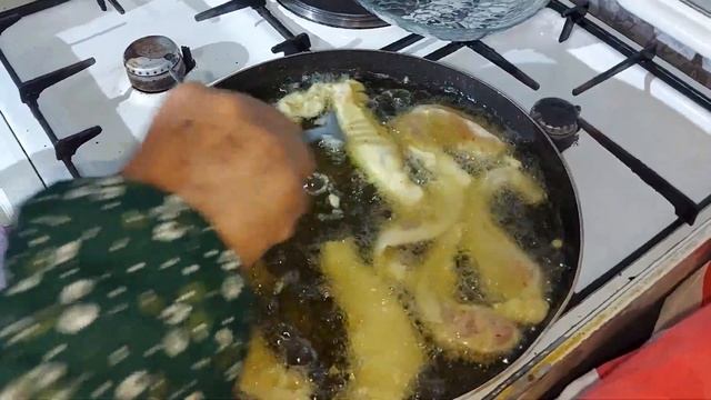 DIŞI CITIR İÇİ PAMBUK GİBİ OLAN VE UĞRAŞTIRMAYAN ÇITIR PANE (popeyes) Tavuk Kızartması Nasıl Yapılı