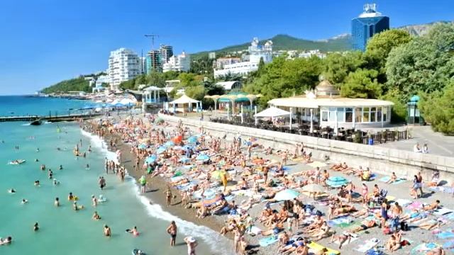 Турпоток в Ялту с начала года снизился на 26%. смотреть онлайн