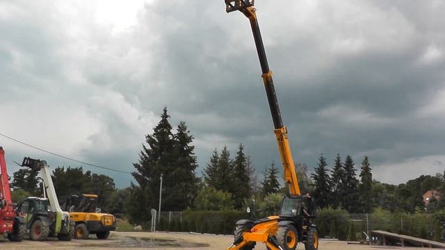 JCB 540-140 ŁADOWARKA TELESKOPOWA KM MASZYNY BUDOWLANE WWW.KMRENT.PL 56-300 MILICZ смотреть онлайн