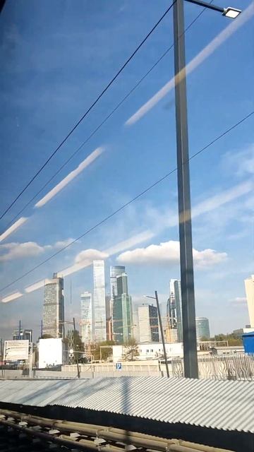 Москва сити 🏙 из далека😉🤗 смотреть онлайн