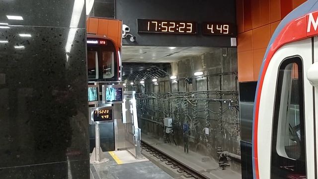 Первый день работы 10 новых станций БКЛ. смотреть онлайн