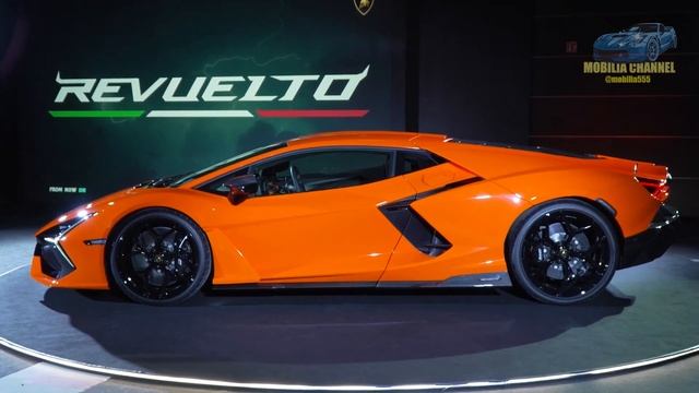 Lamborghini Revuelto смотреть онлайн