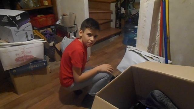 ТИПЫ ЛЮДЕЙ В ПОДВАЛЕ смотреть онлайн