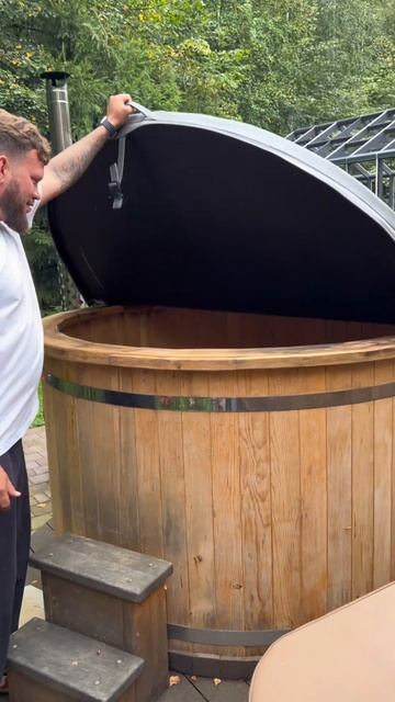 #джакузи #теплаявода #зимнийотдых #ландшафтныйдизайн #уютныйдом смотреть онлайн