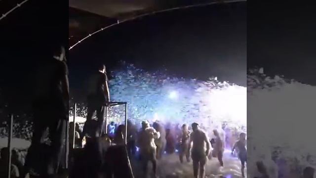 Daima resort отель в Турции город Кемер пенная дискотека смотреть онлайн