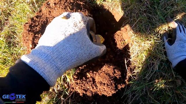 Target a Raffica in Ricerca Vera con Metal Detector Minelab Equinox 800 e Nokta Simplex+ смотреть онлайн