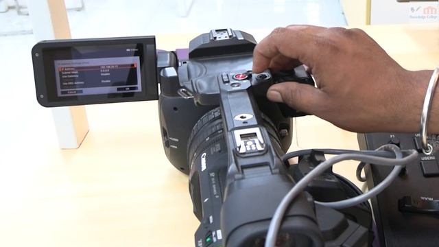 How to connect Canon XF605 with Canon Remote Controller || Connect Canon Camera with Canon RC-IP10 смотреть онлайн