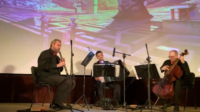 Трио «Ощущения» Гносьен смотреть онлайн