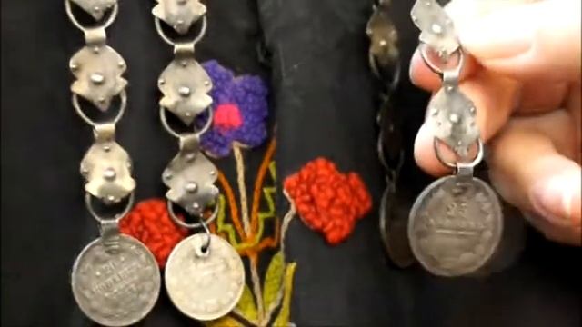 платье из Барсаи смотреть онлайн