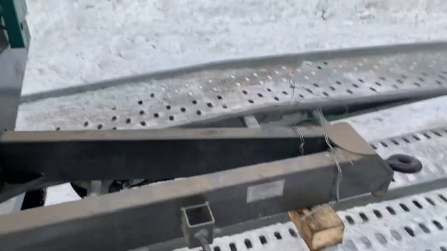 Що купують у люті морози. Lovol 244 cab і прицеп 2птс смотреть онлайн