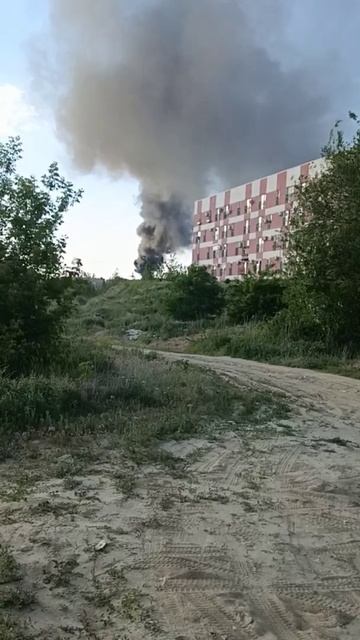 Пожар в Дзержинском районе Волгограда смотреть онлайн