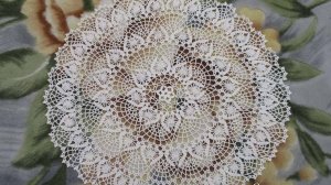 АЖУРНАЯ ВОЗДУШНАЯ САЛФЕТКА КРЮЧКОМ. ЧАСТЬ 1