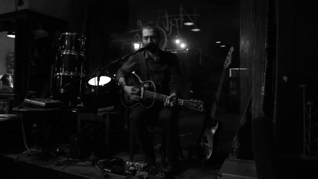 Андрей Сенькевич - За тобой (live in Art-Cafe Tallinn) смотреть онлайн