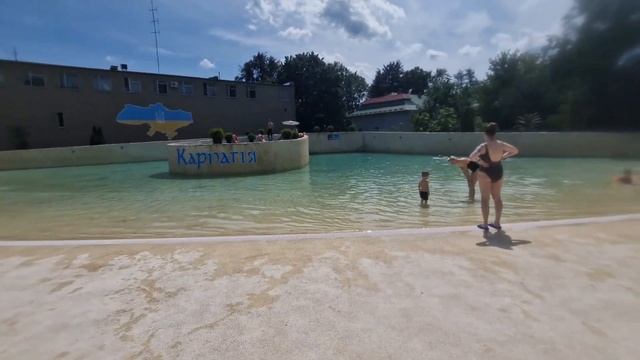 Аквапарк Карпатія в Мукачево огляд 2023 смотреть онлайн