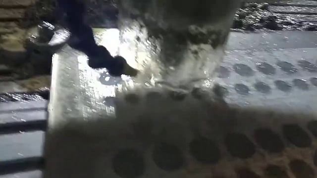 Подготовка к новому рыболовному сезону, пилим форму для разборных чебурашек. смотреть онлайн