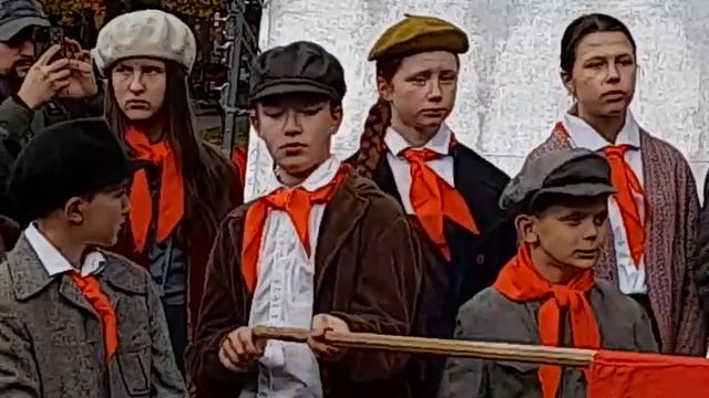 ФИЛЬМ НА ДРУГОМ БЕРЕГУ (Мы - едины). Сцена ПИОНЕРЫ. Интересное со съёмок. смотреть онлайн