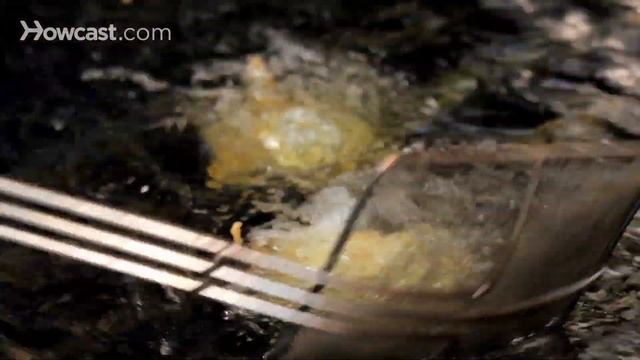 How to Make Deep-Fried Mac & Cheese | Deep-Frying смотреть онлайн