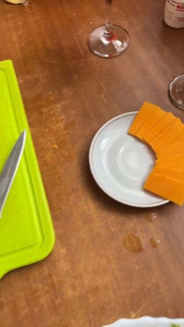 отзыв на сыр Чеддер оранжевый #сыр #отзыв #еда смотреть онлайн