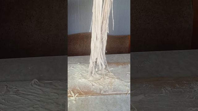 Лагман с домашней лапшой/ Soslu Erisde Bisirdim El Acmasi