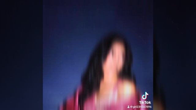 Pretty Girl Walk #dualipa