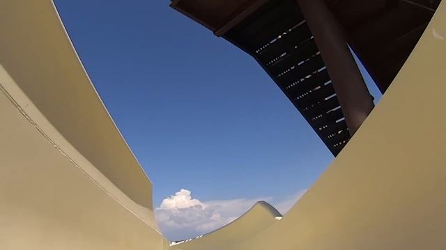 Double Anaconda Water Slide at Acqua Village Cecina смотреть онлайн
