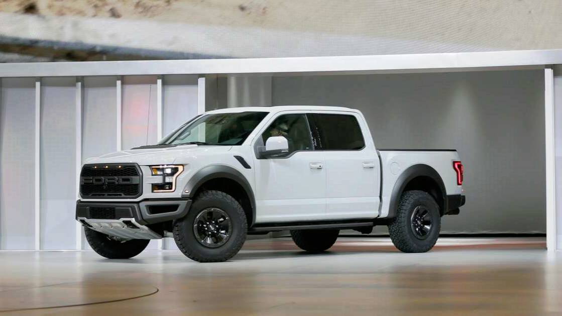Ford Motor перестала поставлять в Китай дорогие модели авто из-за высоких пошлин
