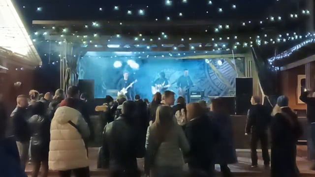 Восьмиклассница. Кино. Группа Игра. Клуб Naght Train. смотреть онлайн