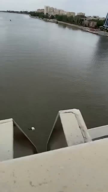 Остался без шлема