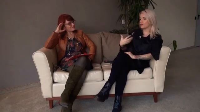 Интерво на Диана Димитрова с Поли Генова смотреть онлайн