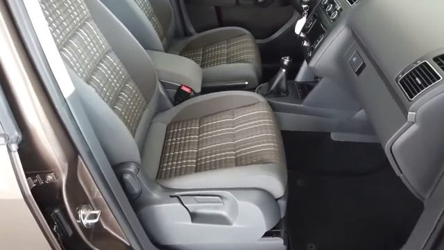 Video prohlídka: VW Touran - 2011 - 20743 смотреть онлайн