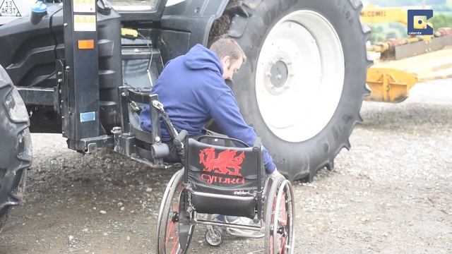 Man Adapts Tractor to be Wheelchair Friendly смотреть онлайн