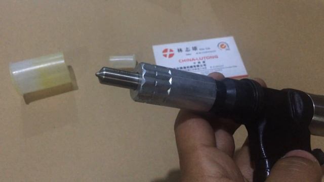 Denso injector 095000-5471 for ISUZU 8973297032, 8 97329703 2 смотреть онлайн