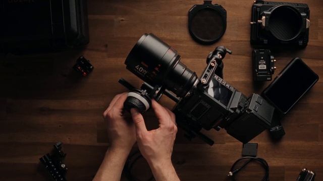 RED KOMODO Anamorphic Cinema Rig смотреть онлайн