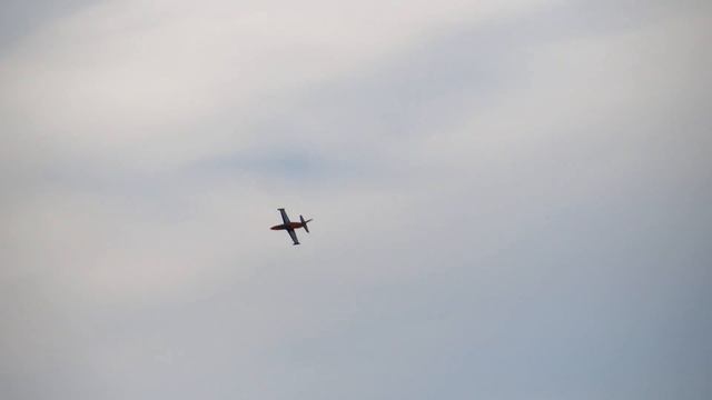 HUGE RC L-39 ALBATROS TURBINE MODEL JET FLIGHT DEMONSTRATION / United-RC-Flights Bayreuth 2016 смотреть онлайн