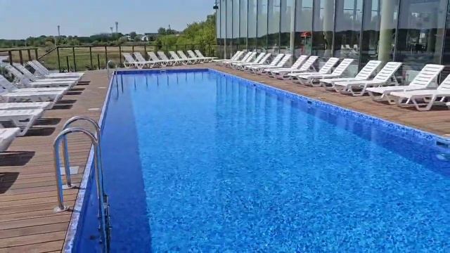 Бассейн 18х4 метра Runwill Pools построен за 20 дней смотреть онлайн