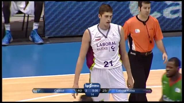 Cajasol v Laboral Kutxa Liga Endesa Jornada 04 13/14 смотреть онлайн