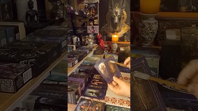 медиум расклад 🔮 что хотел передать умерший муж?