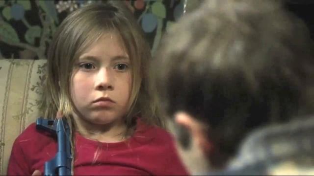 Mannen under trappan - han är tillbaka смотреть онлайн